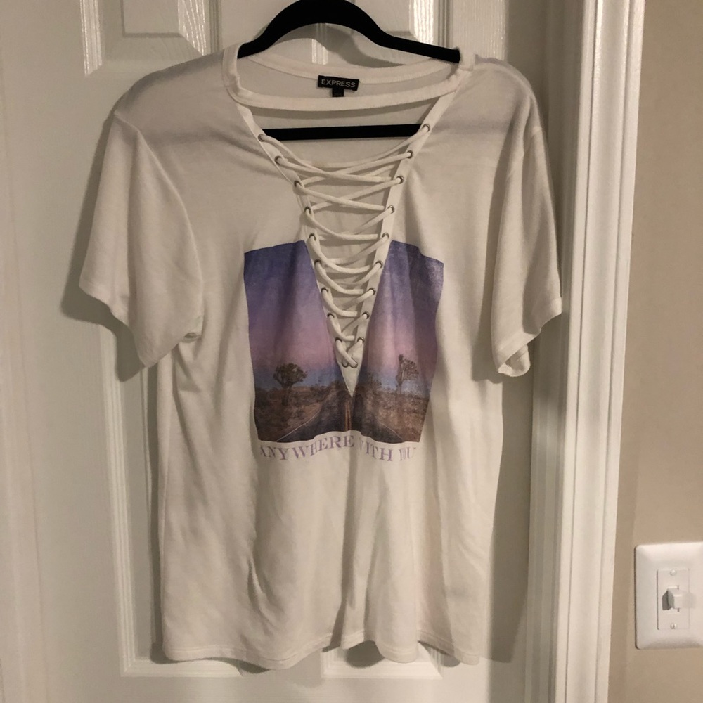 Express lace up desert graphic tee